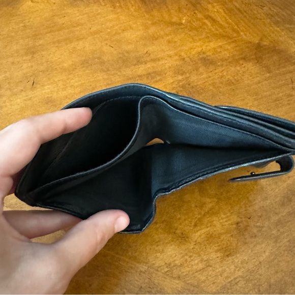 Gucci Compact Bamboo Accent Wallet - Picture 10 of 10